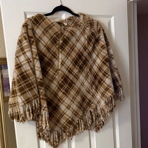 Elegant Tan Plaid Women's Cape